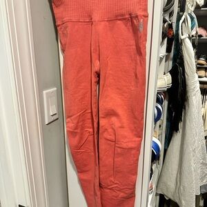 Free People Movement women’s  Salmon Leggings